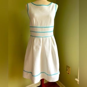 David Meister Size 10 white pique sleeveless dress w/aqua cord trim;fitted waist